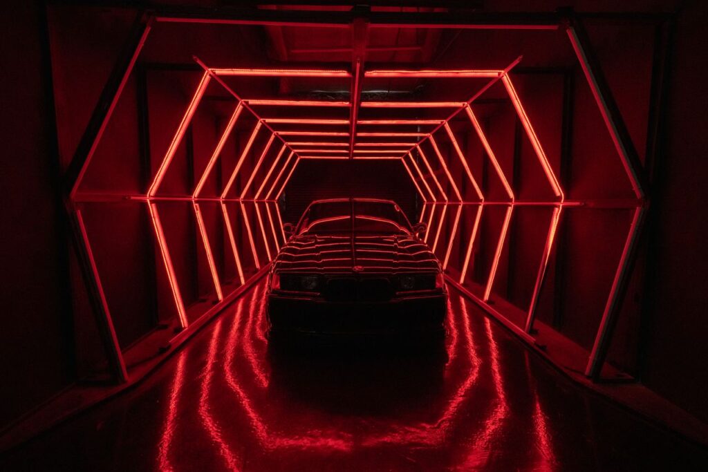 Photo studio with RGB tunnel and car access in Los Angeles_Olympic 2_5